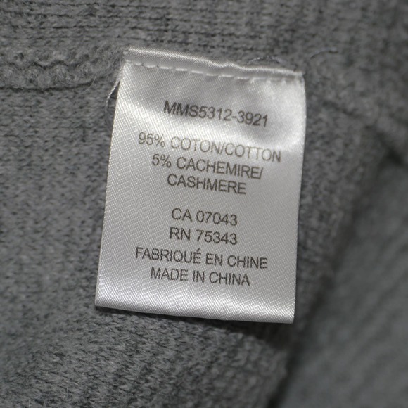 Amaryllis Cold Shoulder Gray Knit Sweater Size M - Picture 8 of 9